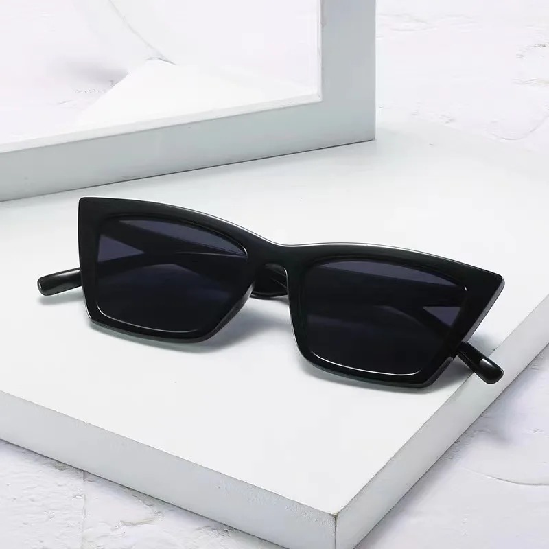 Occhiali da Sole Neri Cat Eye  - Sunglasses Cat Eye recensione e prezzo