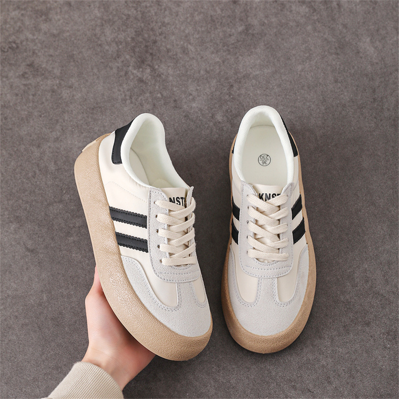 Nuove Sneakers Traspiranti da  - New Balance Shoes 574 recensione e prezzo